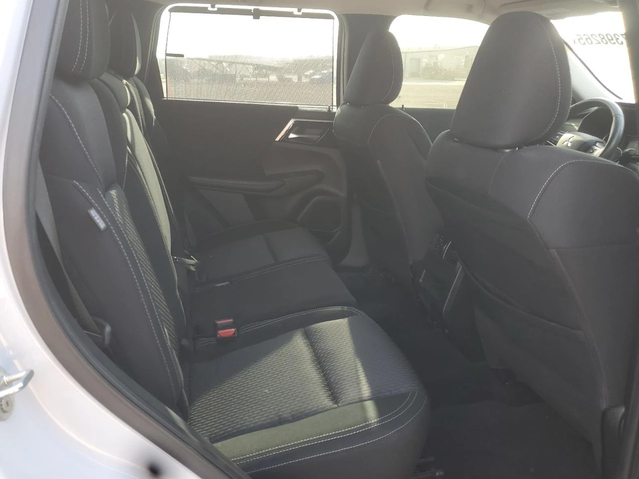 Mitsubishi Outlander  - изображение 10