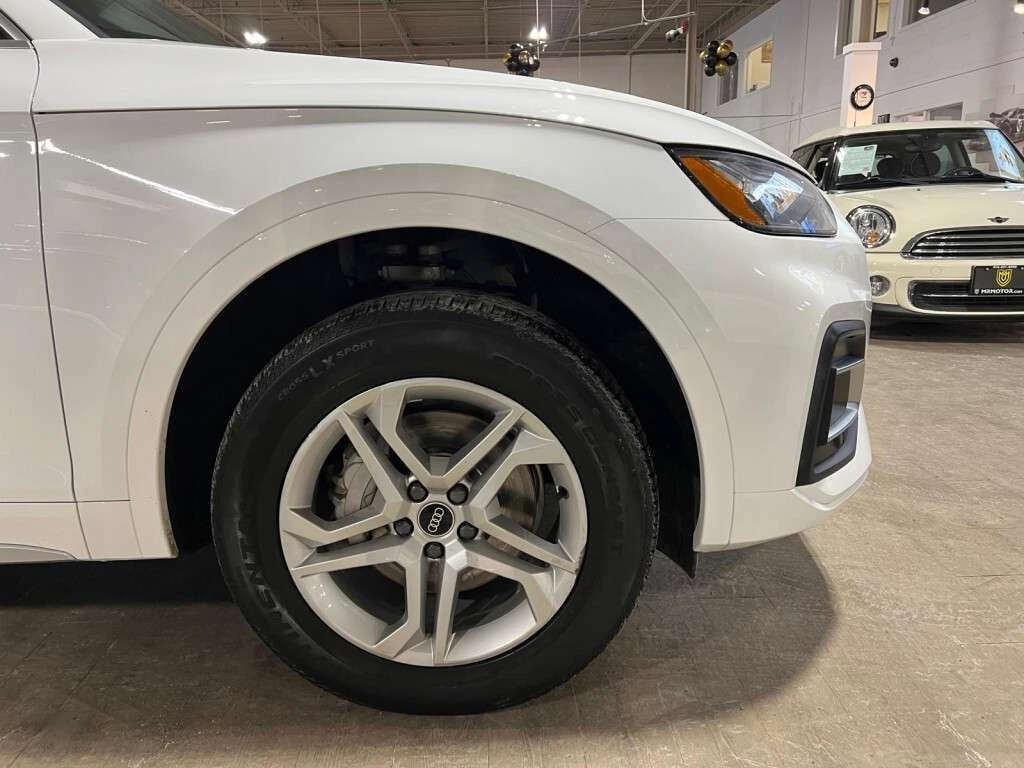 Audi Q5 * quattro Premium * CARFAX * ЦЕНА ДО БГ - изображение 9