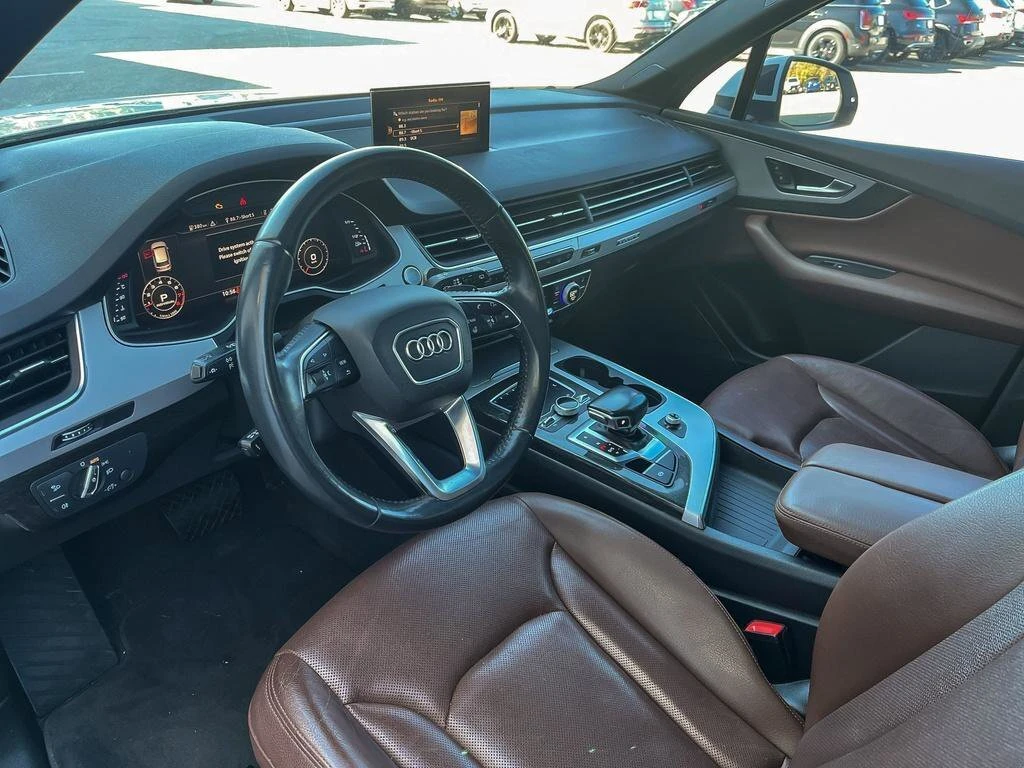 Audi Q7 Progressiv* Line Ass* CAMERA* No Accidents*  - изображение 9
