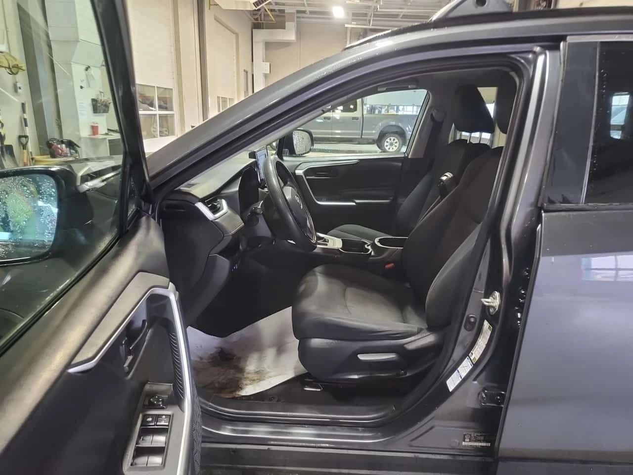 Toyota Rav4 2.5L LE * ПОДГРЕВИ* ЕЛ ПАКЕТ * CARFAX *  - изображение 5