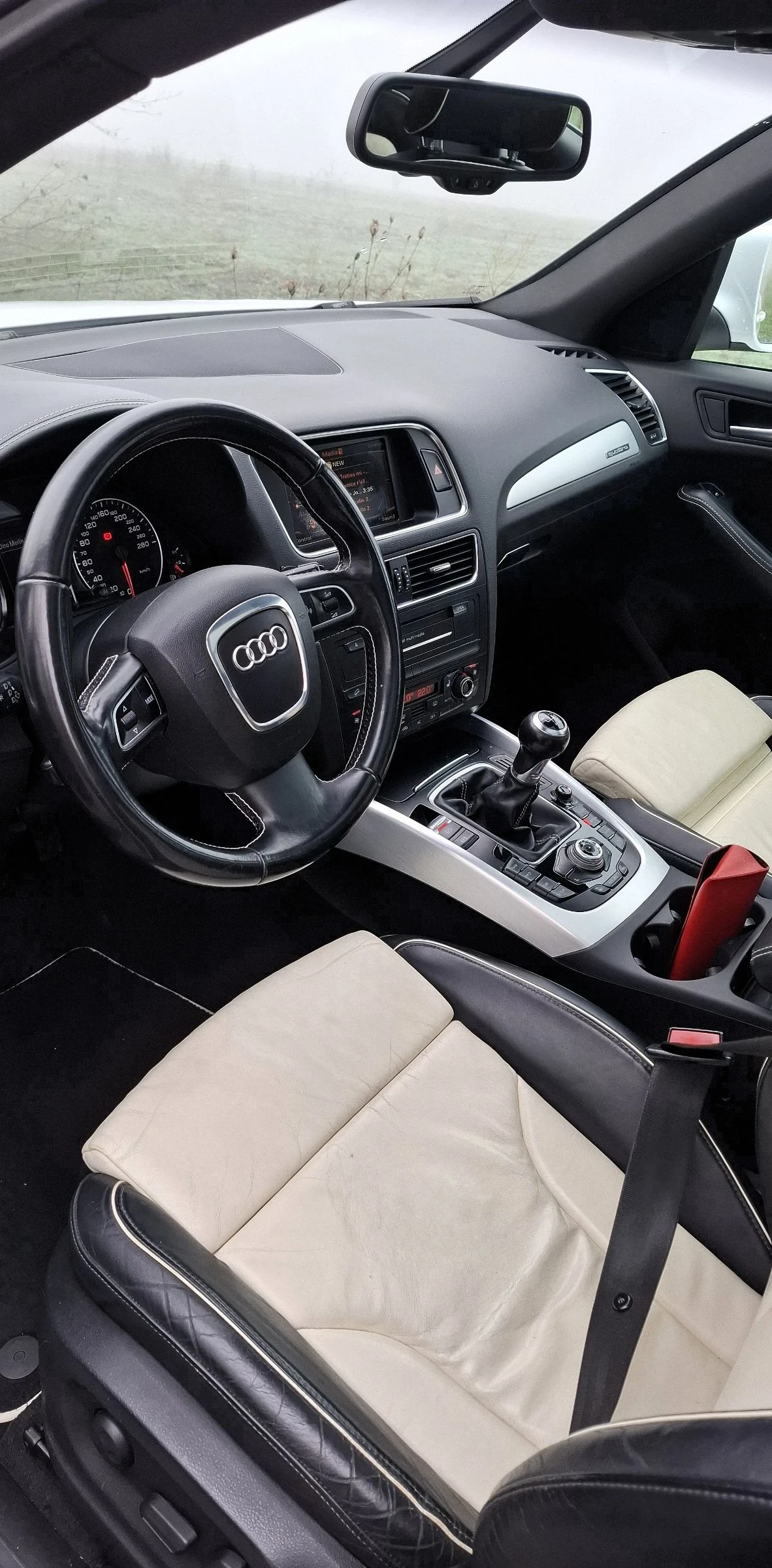 Audi Q5, снимка 9 - Автомобили и джипове - 54557004