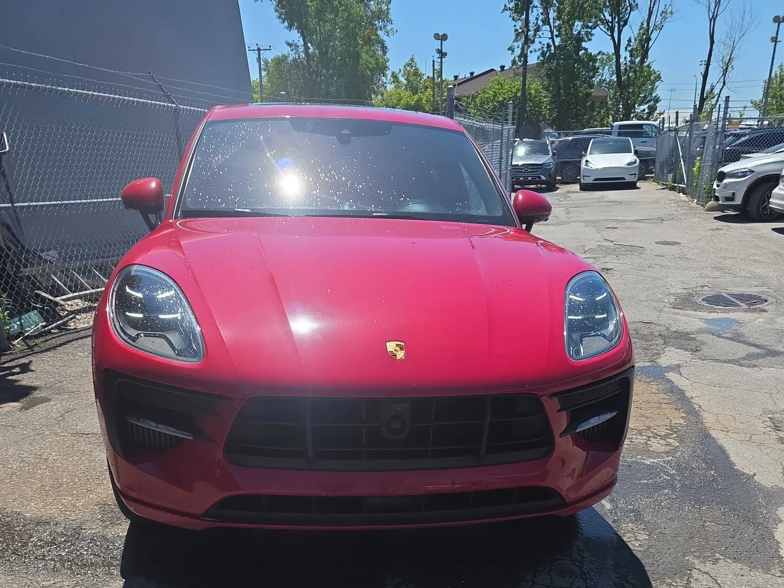 Porsche Macan GTS* Подгрев/Обдухване* Въздушно* Червени цифербла, снимка 4 - Автомобили и джипове - 54956329
