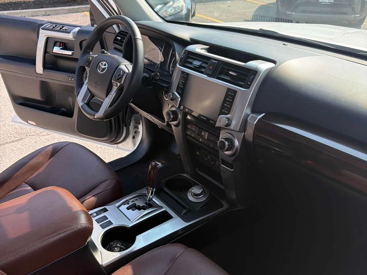 Toyota 4runner * Limited * 7 МЕСТЕН * ЛИЦЕНЗИРАН ДИЛЪР * CARFAX, снимка 14 - Автомобили и джипове - 55579404