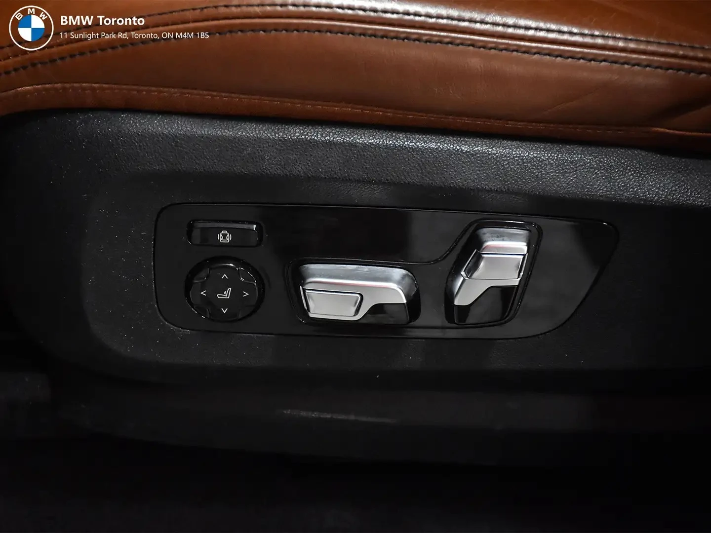 BMW X7 xDrive40i � SPORT* CLEANCARFAX*  | Mobile.bg � ����������� 12