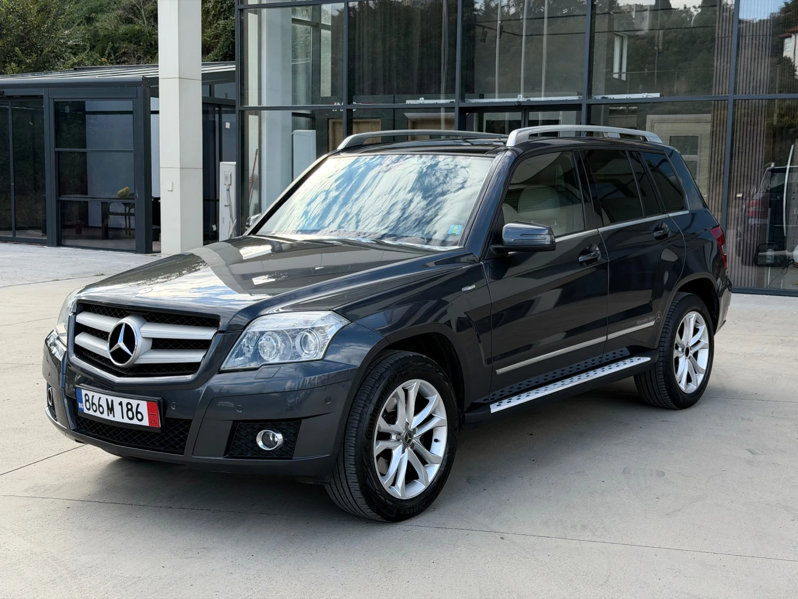 Mercedes-Benz GLK 220 Панорама/Подгрев/Harman/Kardon, снимка 2 - Автомобили и джипове - 56226907