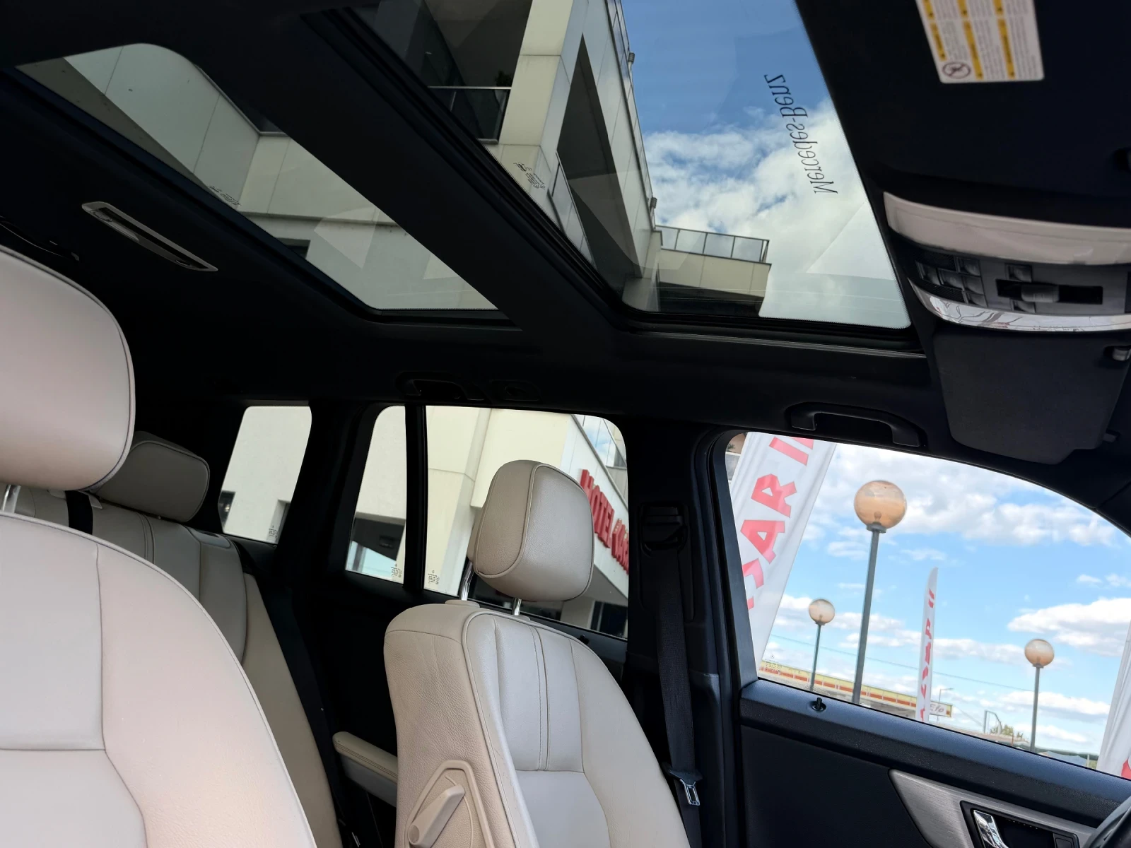 Mercedes-Benz GLK 220 Панорама/Подгрев/Harman/Kardon, снимка 11 - Автомобили и джипове - 56226907