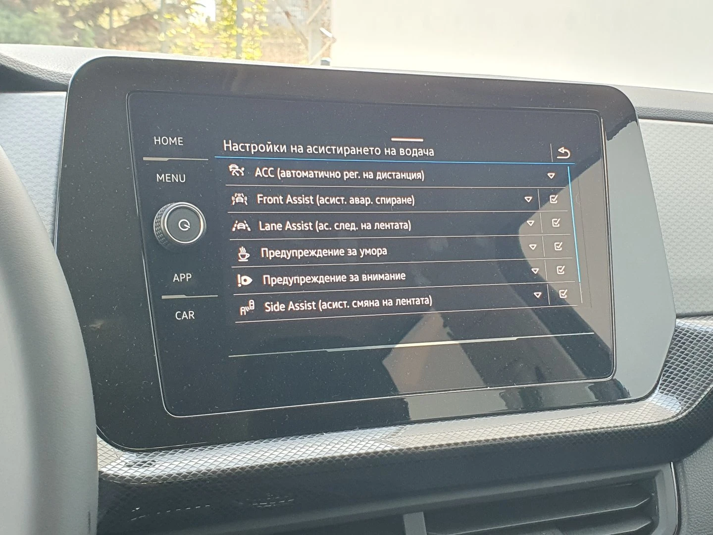 VW T-Cross, снимка 11 - Автомобили и джипове - 56421996