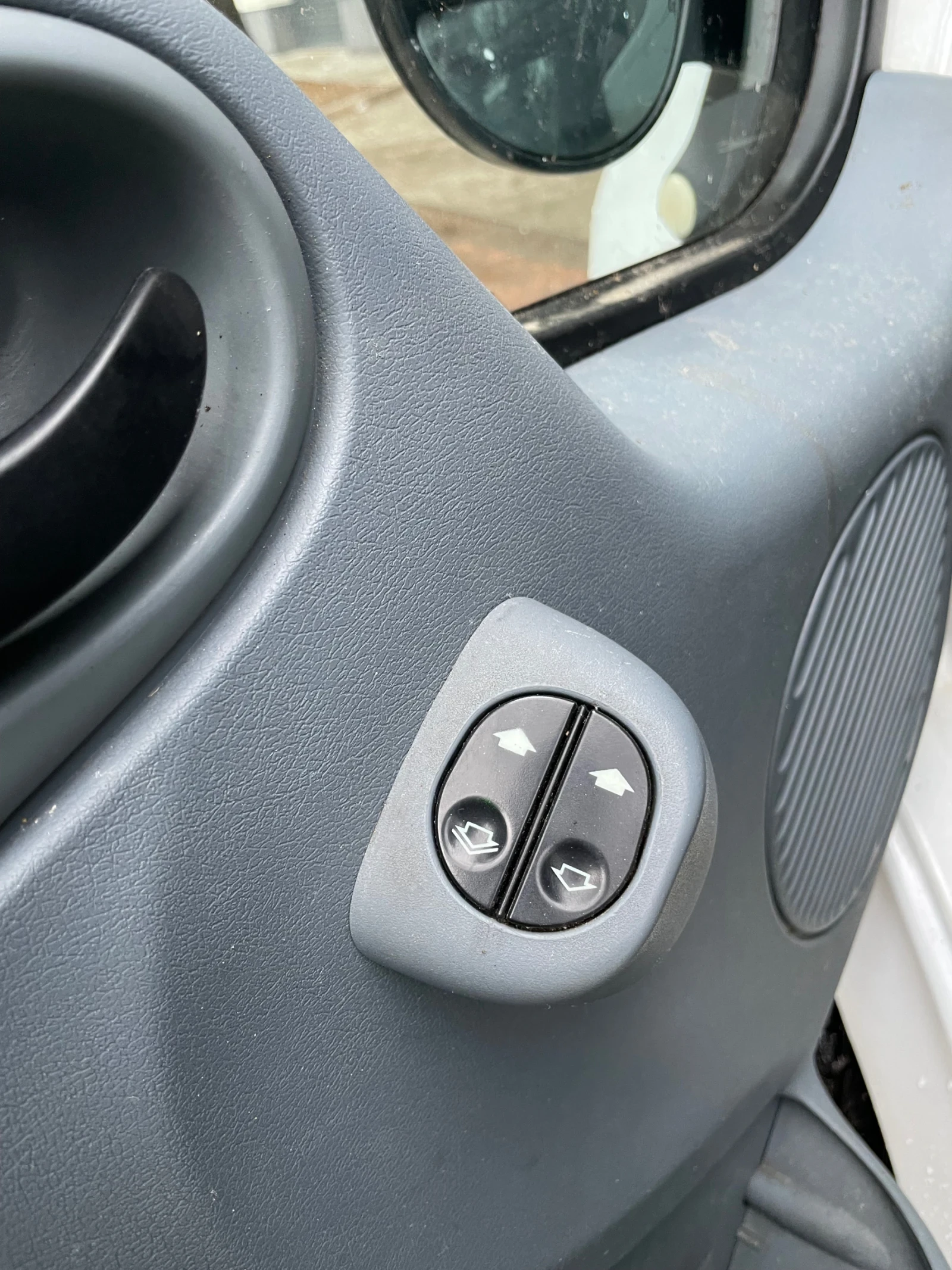 Ford Transit 2.2TDCI Клима, Евро5 - изображение 9