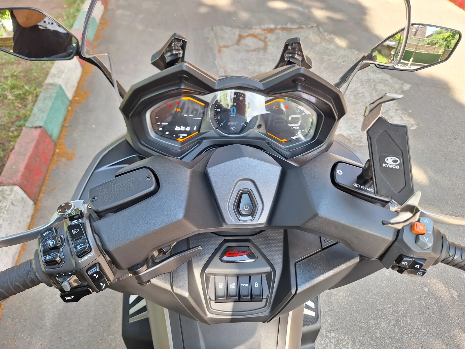 Kymco AK 550 Premium, снимка 6 - Мотоциклети и мототехника - 55077715