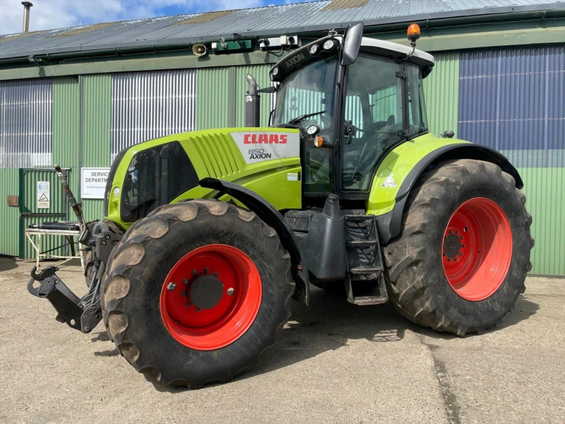 Трактор Claas AXION 850, снимка 1 - Селскостопанска техника - 42459441