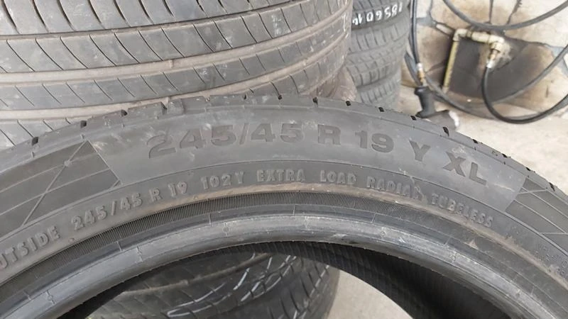 Гуми Летни 245/45R19, снимка 9 - Гуми и джанти - 28487793