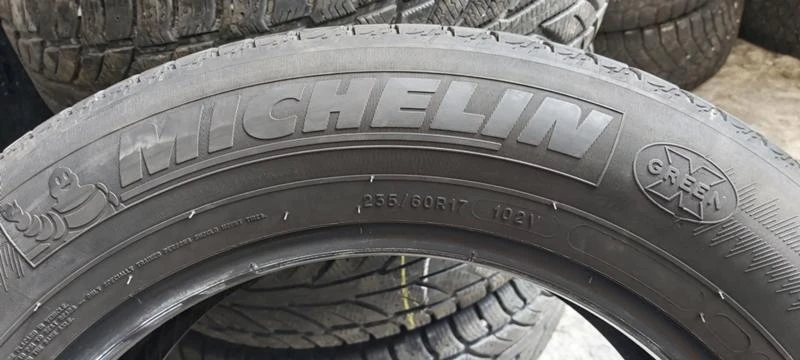 Гуми Летни 235/60R17, снимка 5 - Гуми и джанти - 33034210