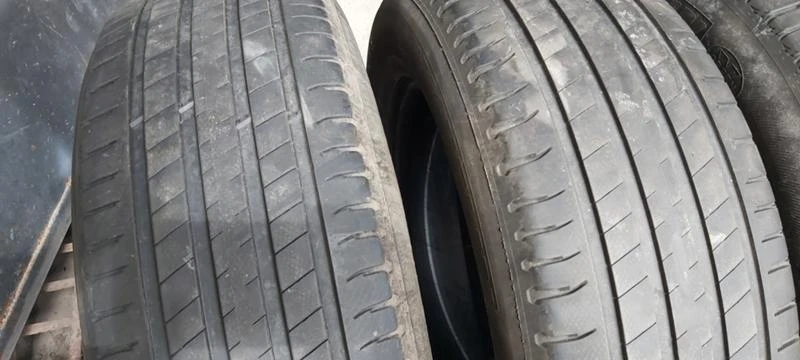 Гуми Летни 235/60R17, снимка 2 - Гуми и джанти - 33034210