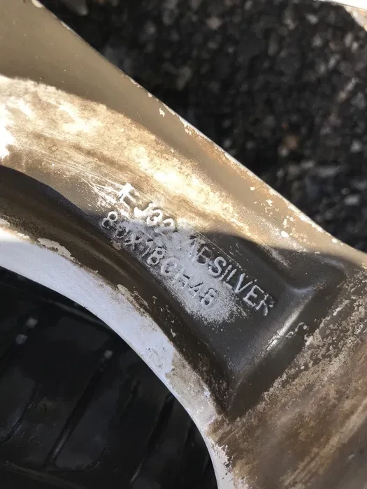 Гуми с джанти Pirelli 235/60R18, снимка 6 - Гуми и джанти - 56242670