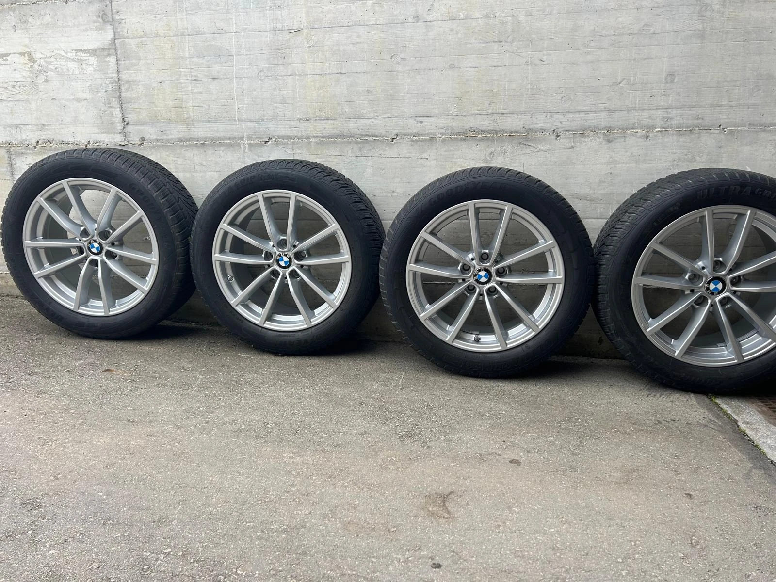 ���� � ������ 225/55R17 �� BMW 420 | Mobile.bg � ����������� 1