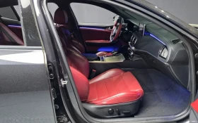 Kia Stinger * 3.3T* AWD* ЧЕРВЕН САЛОН* 360 КАМЕРА* HUD* ОБДУХВ, снимка 10