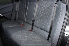 BMW iX  xDrive40 Sport Sky Lounge, снимка 10