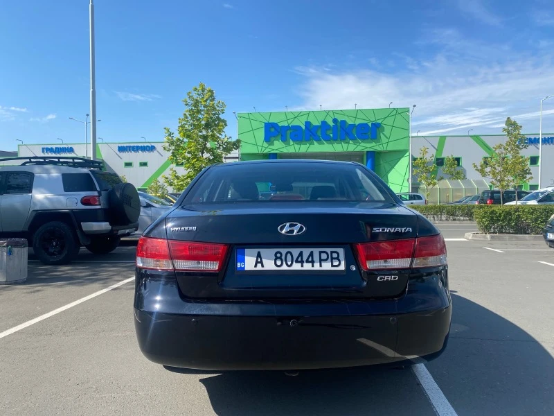 Hyundai Sonata 2, 0 Дизел Автоматик перфектен всичко платено, снимка 9 - Автомобили и джипове - 47643544