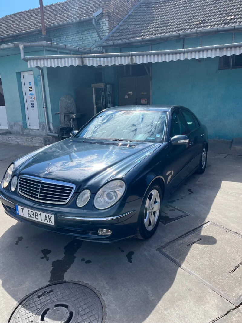 Mercedes-Benz E 270 Avantgarde, снимка 1 - Автомобили и джипове - 47268815