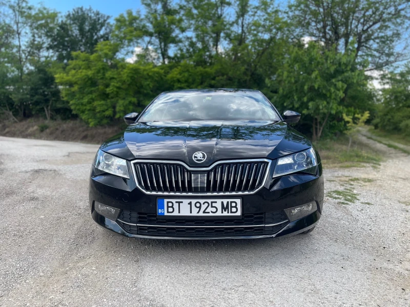 Skoda Superb 2.0 TDI, DSG, снимка 2 - Автомобили и джипове - 47351251