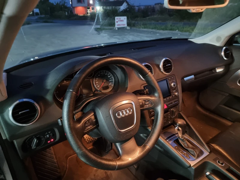 Audi A3 НАПЪЛНО ОБСЛУЖЕН, снимка 10 - Автомобили и джипове - 47453961