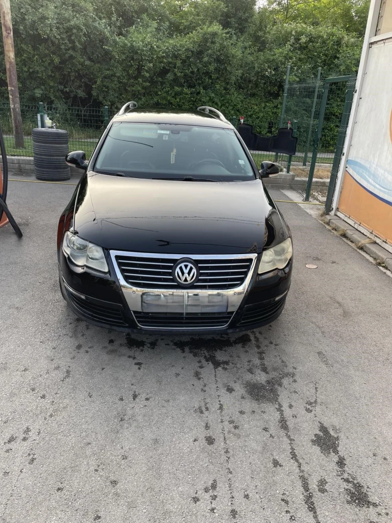 VW Passat, снимка 1 - Автомобили и джипове - 48852935