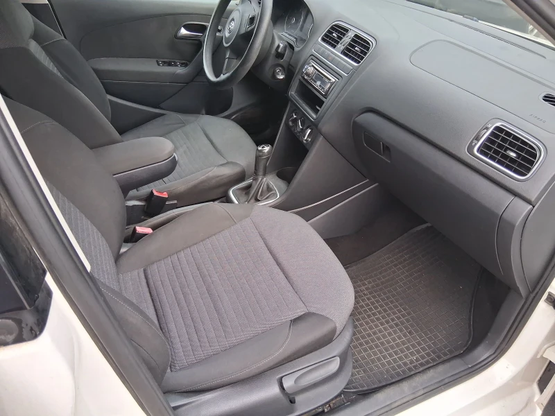 VW Polo polo, снимка 7 - Автомобили и джипове - 51945959