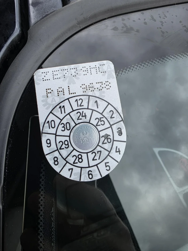 BMW 118, снимка 9 - Автомобили и джипове - 52493152