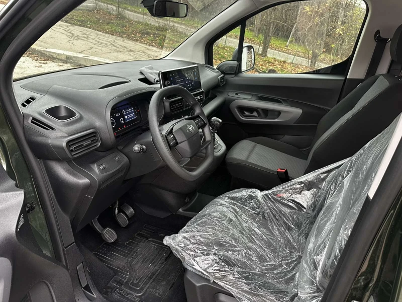 Toyota Proace City Verso, снимка 2 - Автомобили и джипове - 53001223