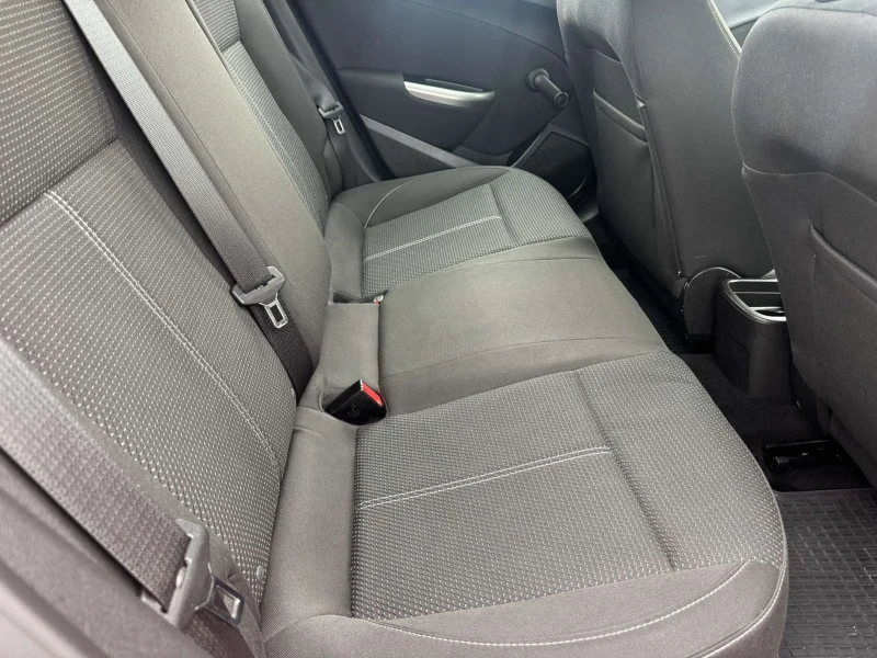 Opel Astra, снимка 14 - Автомобили и джипове - 53025186