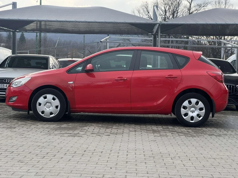 Opel Astra, снимка 4 - Автомобили и джипове - 53025186
