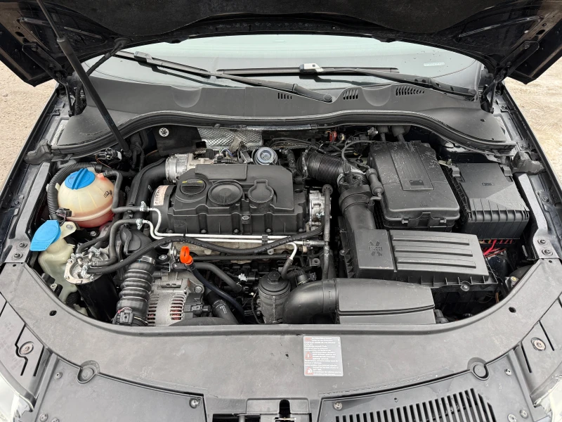 VW Passat 2.0TDI-DSG-Highline-климатроник-парктроник-подгрев, снимка 17 - Автомобили и джипове - 53198435