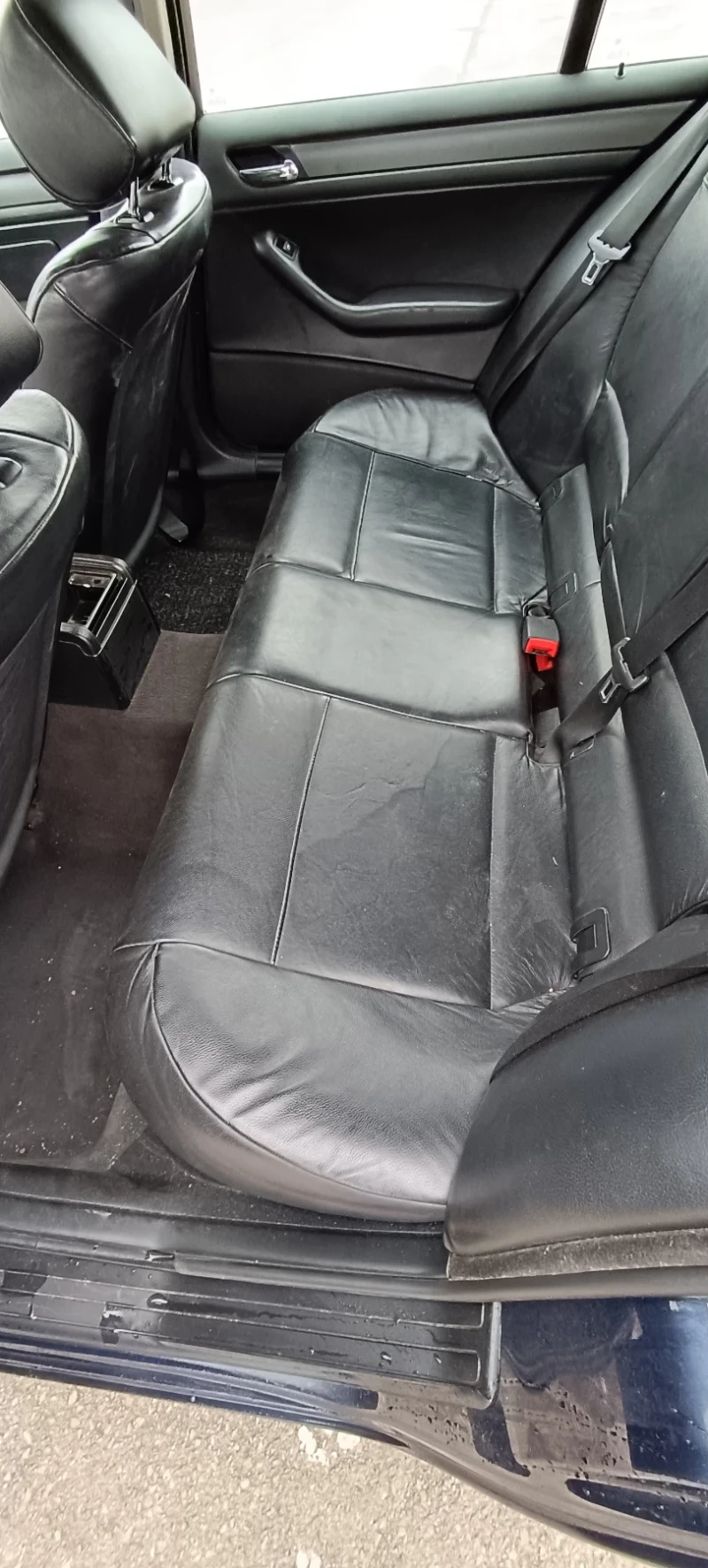 BMW 320, снимка 11 - Автомобили и джипове - 53277179