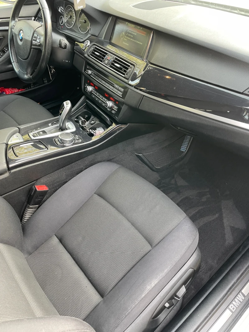 BMW 525 Facelift , снимка 7 - Автомобили и джипове - 53354838