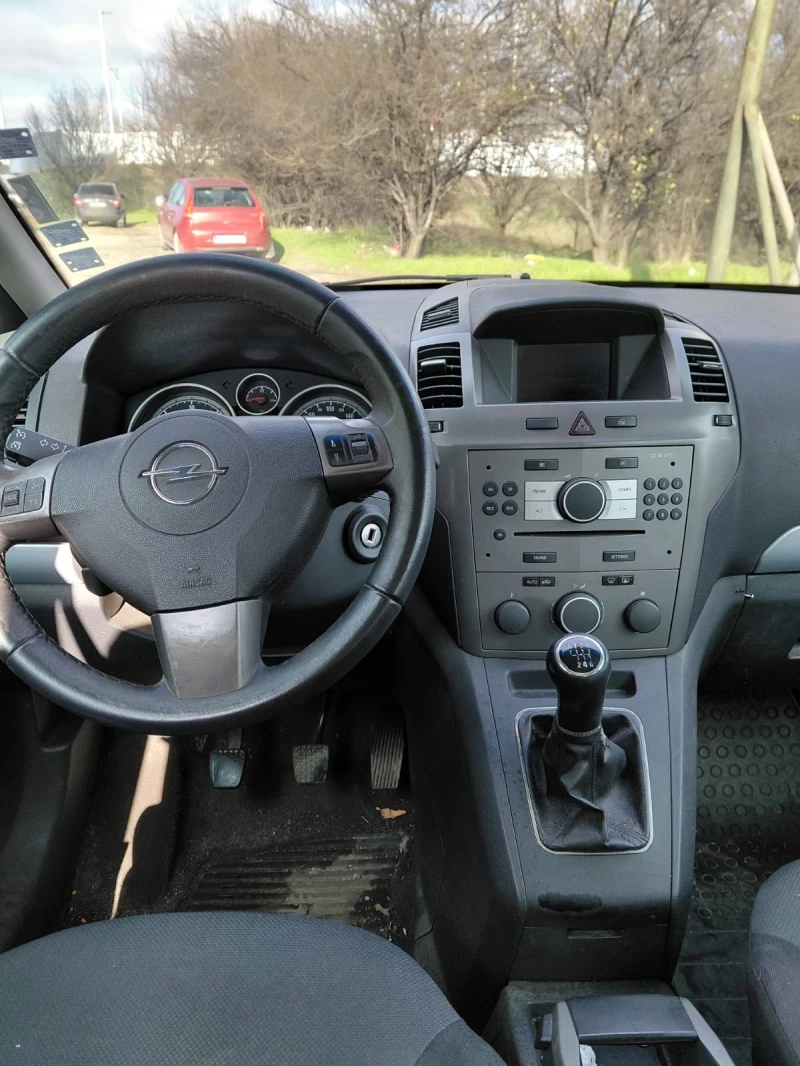 Opel Zafira B, снимка 3 - Автомобили и джипове - 53473682