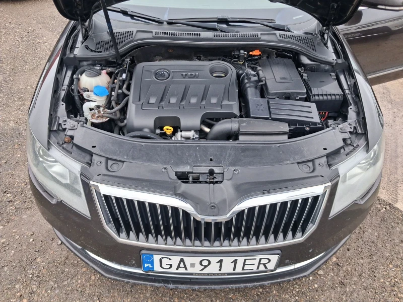 Skoda Superb 2.0, 170к.с. 4х4 автоматик, всички екстри , снимка 17 - Автомобили и джипове - 53513179