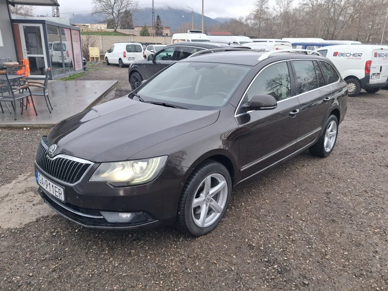 Skoda Superb 2.0, 170к.с. 4х4 автоматик, всички екстри , снимка 3 - Автомобили и джипове - 53513179