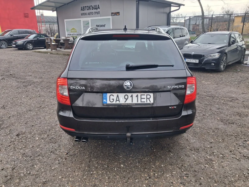 Skoda Superb 2.0, 170к.с. 4х4 автоматик, всички екстри , снимка 6 - Автомобили и джипове - 53513179