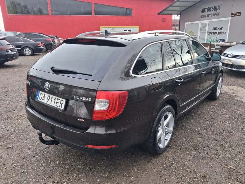 Skoda Superb 2.0, 170к.с. 4х4 автоматик, всички екстри , снимка 7 - Автомобили и джипове - 53513179
