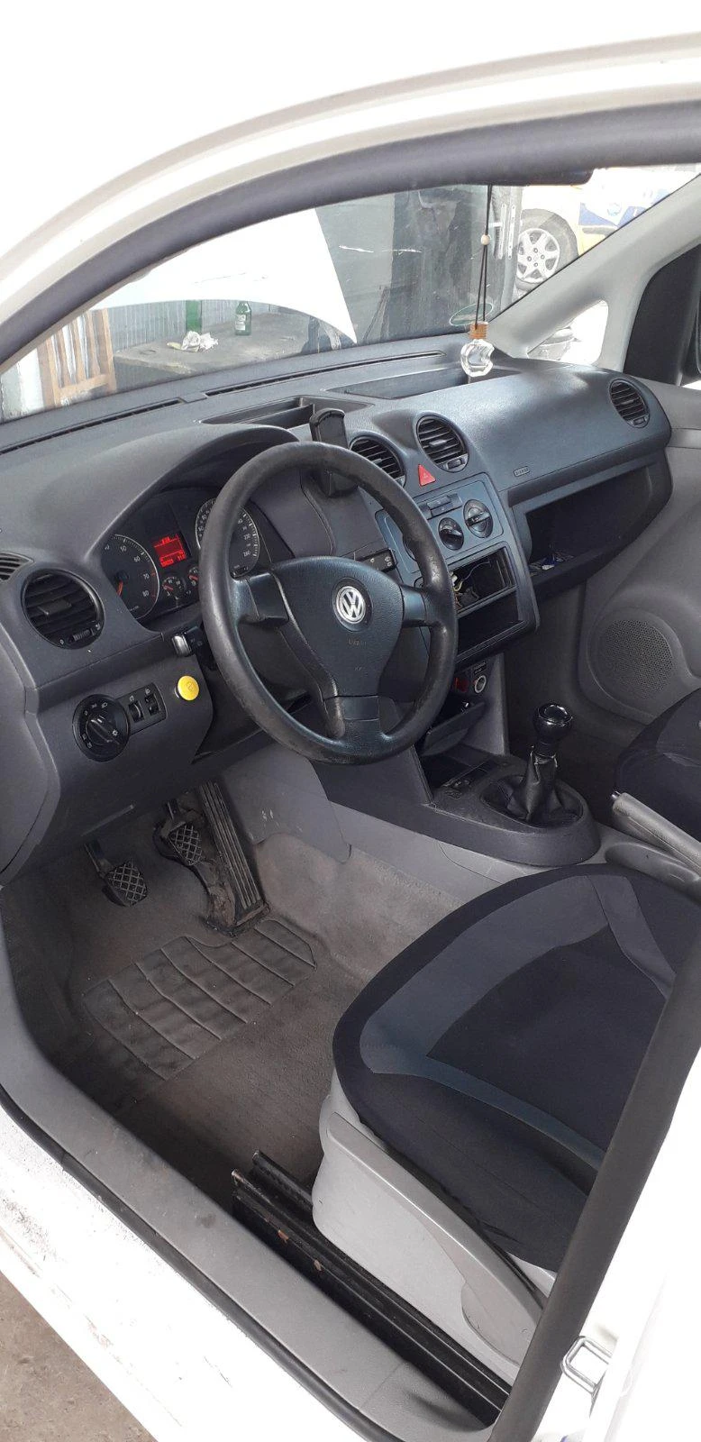 VW Caddy 2.0 метан, снимка 7 - Автомобили и джипове - 27046399