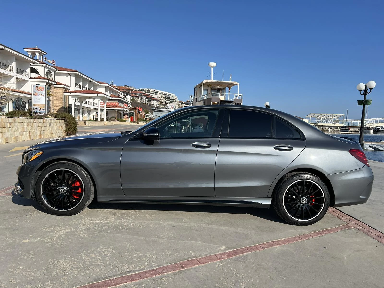 Mercedes-Benz C 300 AMG 9G Tronic 4MATIC - изображение 7