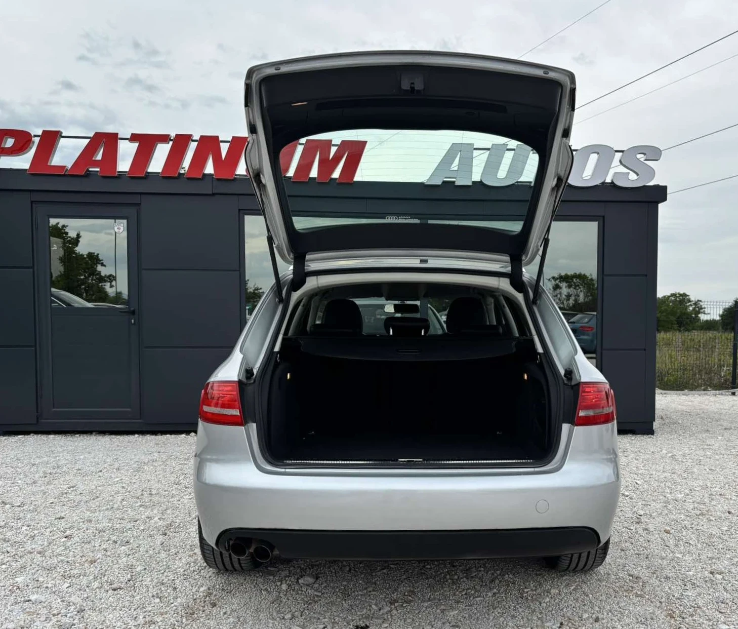 Audi A4 2.0TDI/QUATRO/6 СК/SERVIZNA ISTORIA  - изображение 10