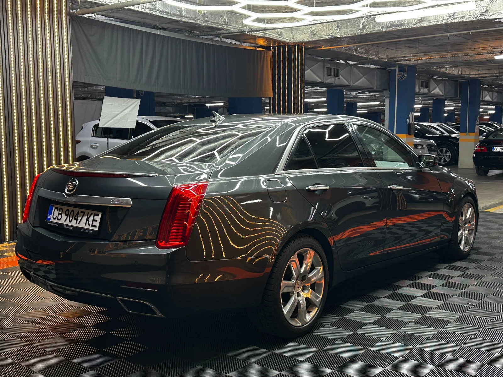 Cadillac Cts 3.6i 325 к.с.БАРТЕР/ЛИЗИНГ/КОМЕНТАР, снимка 4 - Автомобили и джипове - 51261140