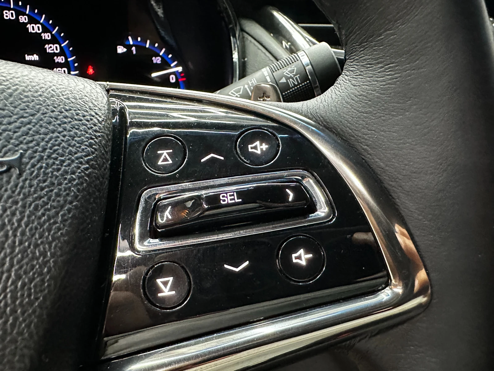 Cadillac Cts 3.6i 325 к.с.БАРТЕР/ЛИЗИНГ/КОМЕНТАР, снимка 14 - Автомобили и джипове - 51261140