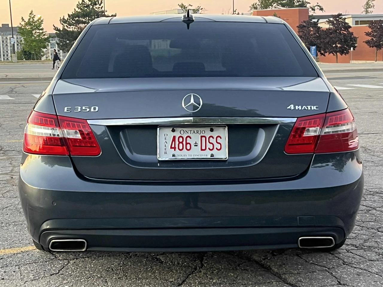 Mercedes-Benz E 350 4MATIC* Авто финансиране* Карфакс - изображение 4