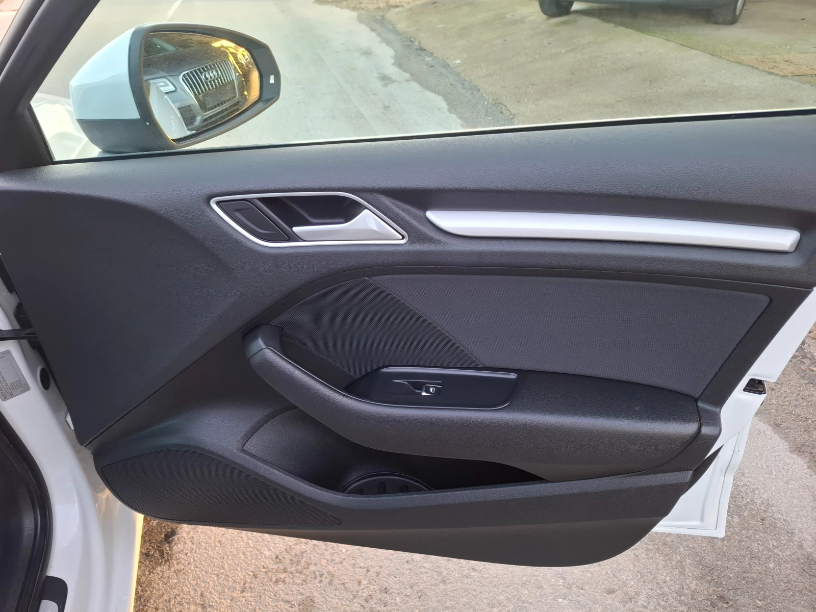 Audi A3 2.0TDI Navi ��������� | Mobile.bg � ����������� 12