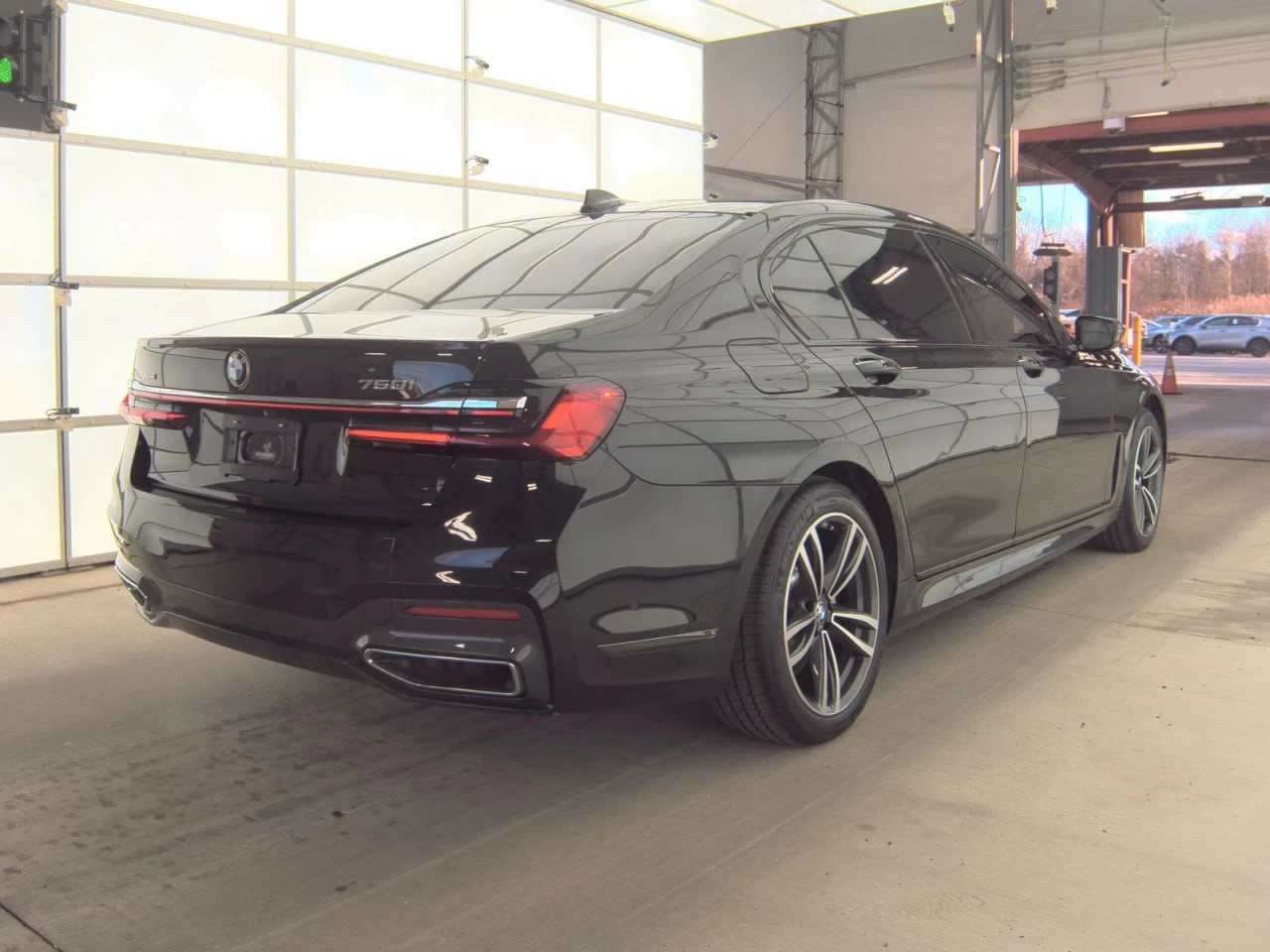 BMW 750 * CARFAX * ��� ������������ ������ | Mobile.bg � ����������� 4