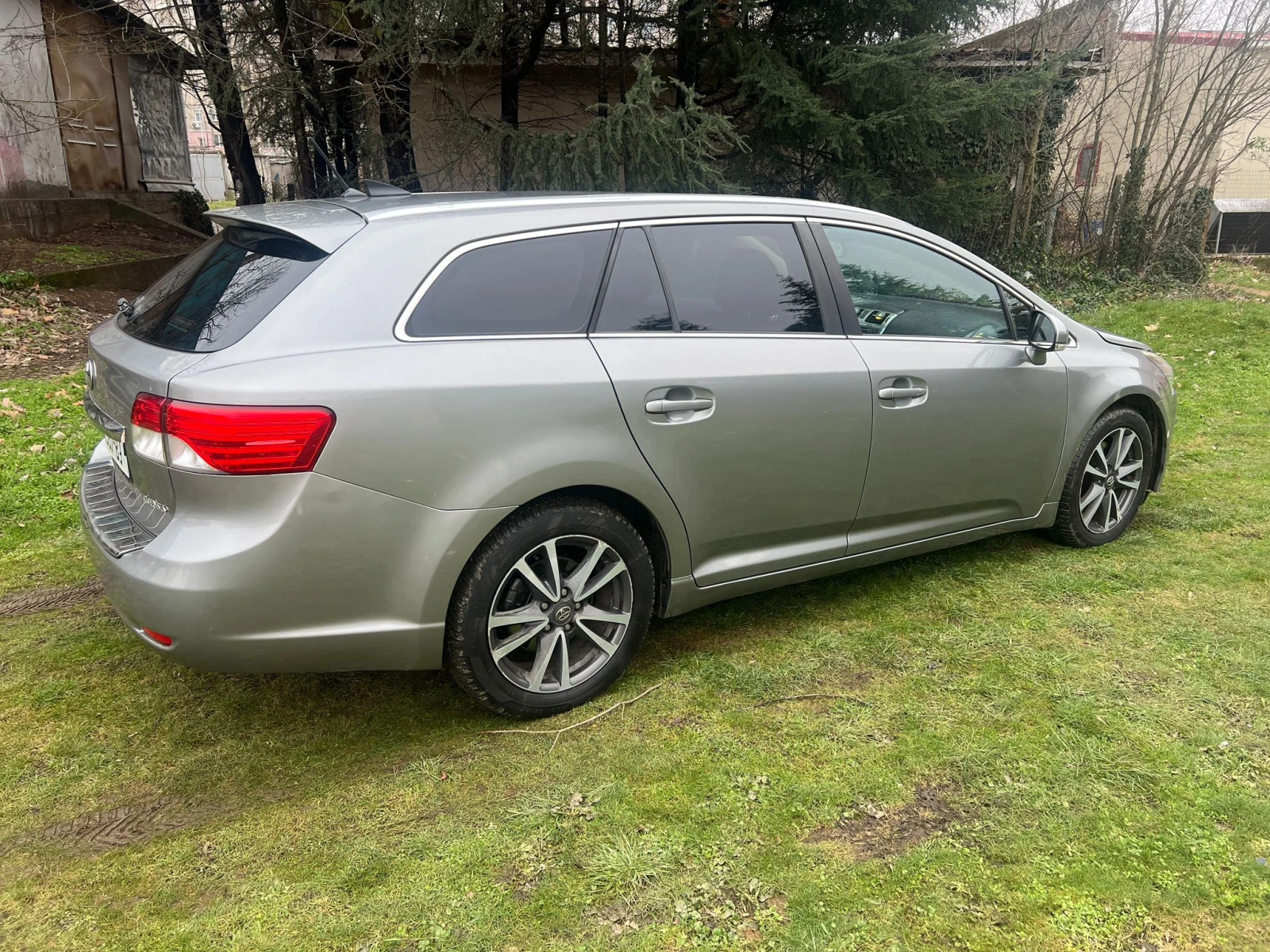 Toyota Avensis 2.2 D4D 150�� | Mobile.bg � ����������� 1