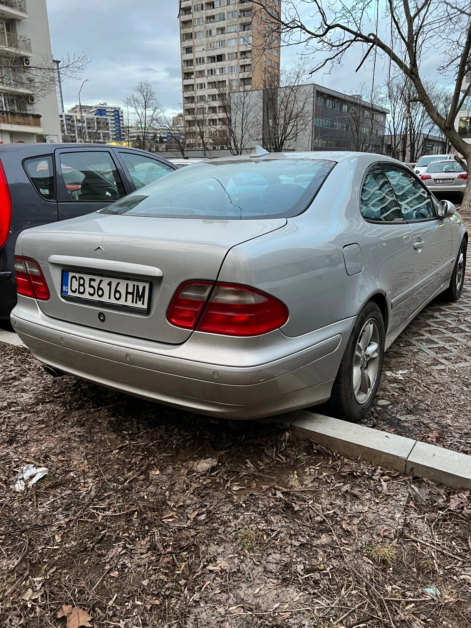 Mercedes-Benz CLK 320 газ, снимка 4 - Автомобили и джипове - 53572219