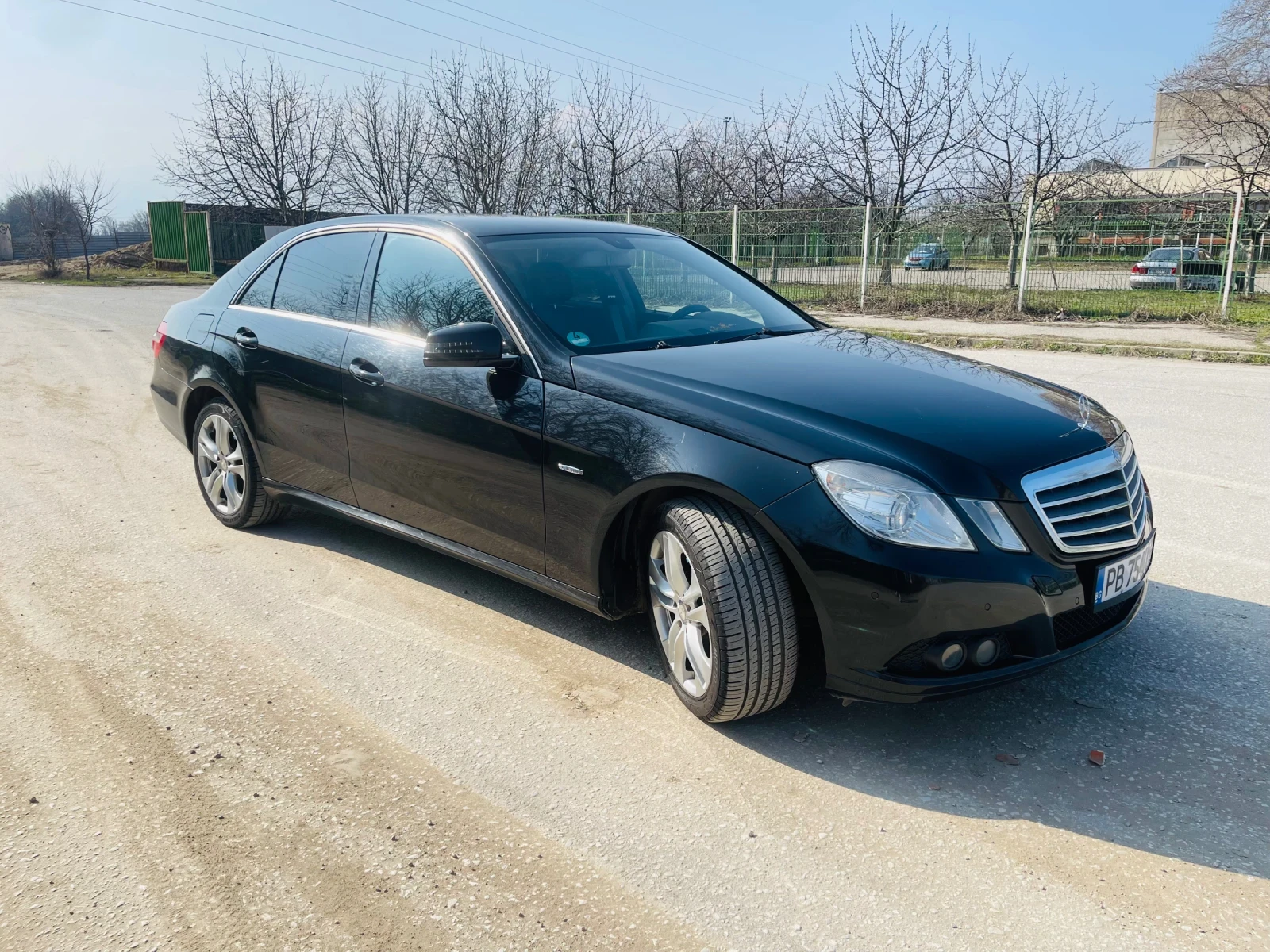 Mercedes-Benz E 350, снимка 2 - Автомобили и джипове - 53745439
